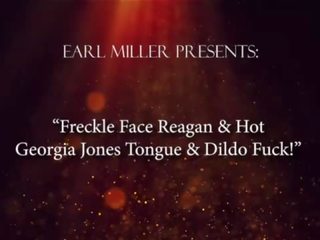 Freckle פנים רייגן & סֶנסַצִיוֹנִי גאורגיה jones לשון & דילדו fuck&excl;